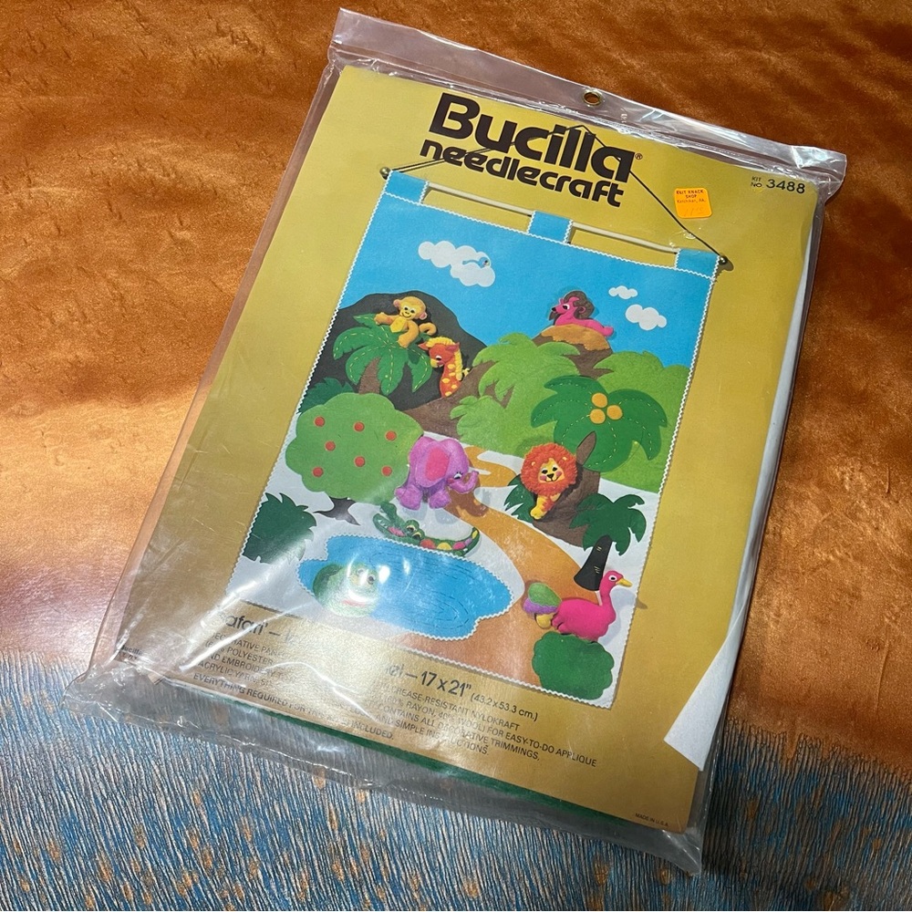 Vintage Bucilla Safari Needlecraft Kit 3488 learning panel new lion wall hanging
